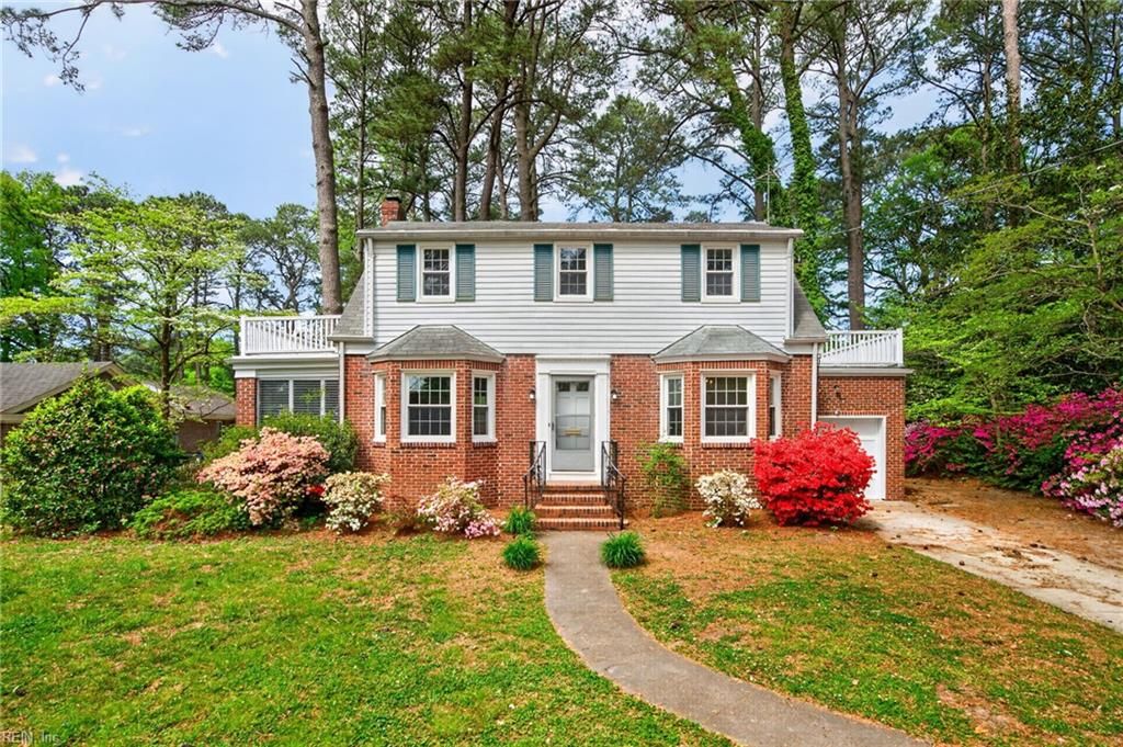 Photo of 433 Hariton Court, Norfolk, VA 23505 (MLS # 10630381)