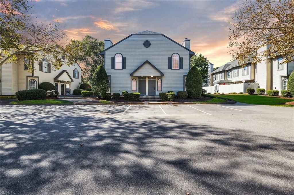 Photo of 5248 Bardith Circle, Virginia Beach, VA 23455 (MLS # 10606796)