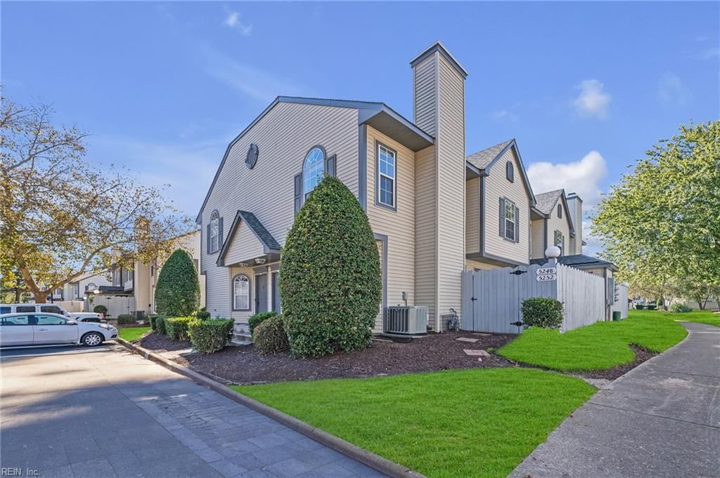 Photo of 5248 Bardith Circle, Virginia Beach, VA 23455 (MLS # 10606796)
