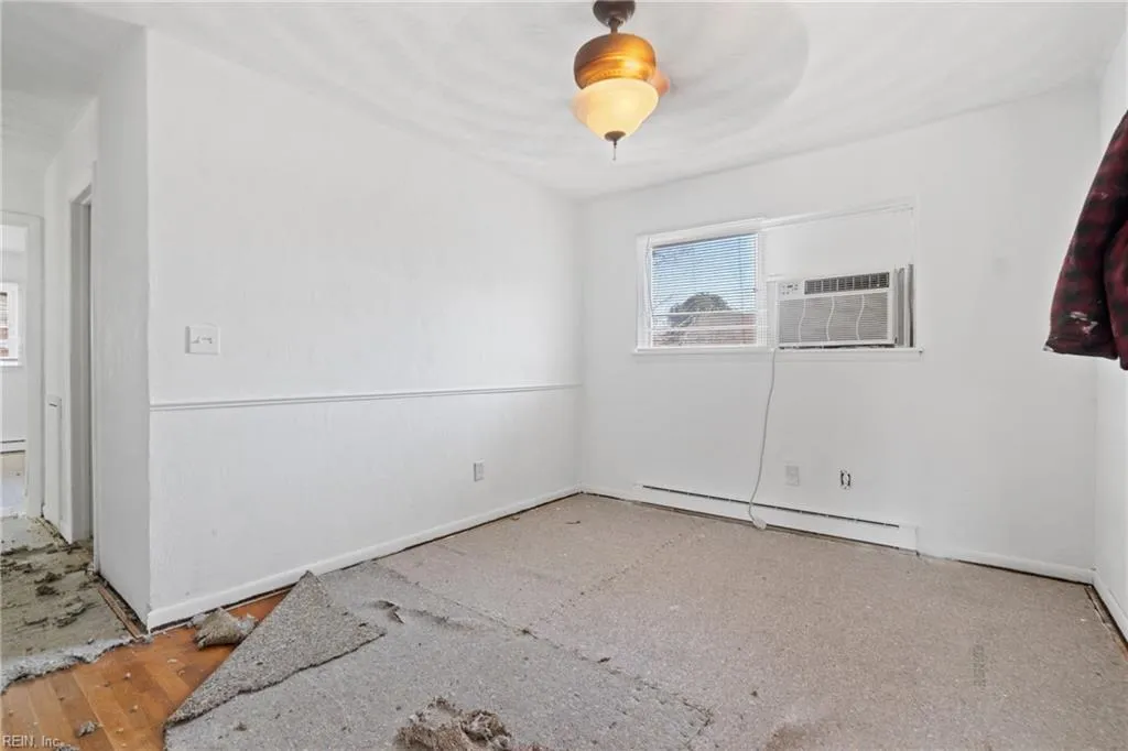 Chesapeake, Virginia 23324, United States, 3 Bedrooms Bedrooms, ,2 BathroomsBathrooms,Residential,Pending,84948