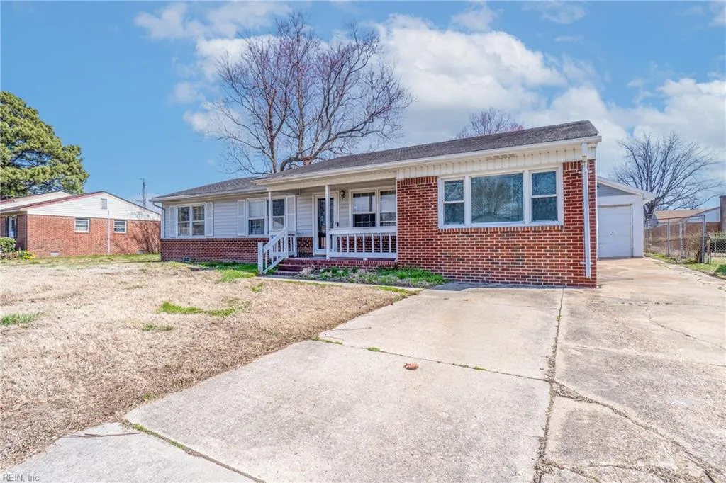 Chesapeake, Virginia 23324, United States, 3 Bedrooms Bedrooms, ,2 BathroomsBathrooms,Residential,Pending,84948