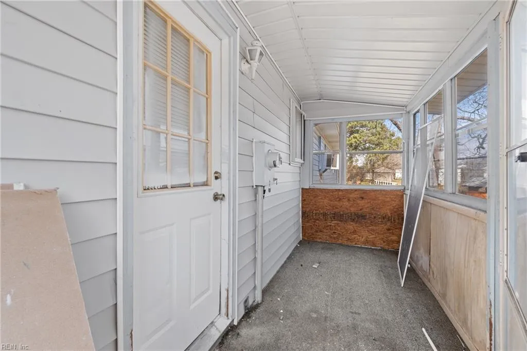 Chesapeake, Virginia 23324, United States, 3 Bedrooms Bedrooms, ,2 BathroomsBathrooms,Residential,Pending,84948