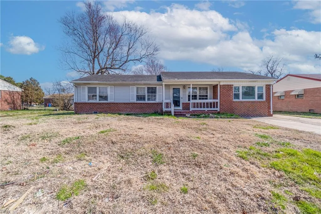 Chesapeake, Virginia 23324, United States, 3 Bedrooms Bedrooms, ,2 BathroomsBathrooms,Residential,Pending,84948