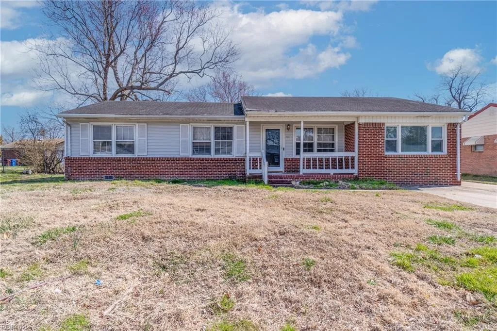 Chesapeake, Virginia 23324, United States, 3 Bedrooms Bedrooms, ,2 BathroomsBathrooms,Residential,Pending,84948