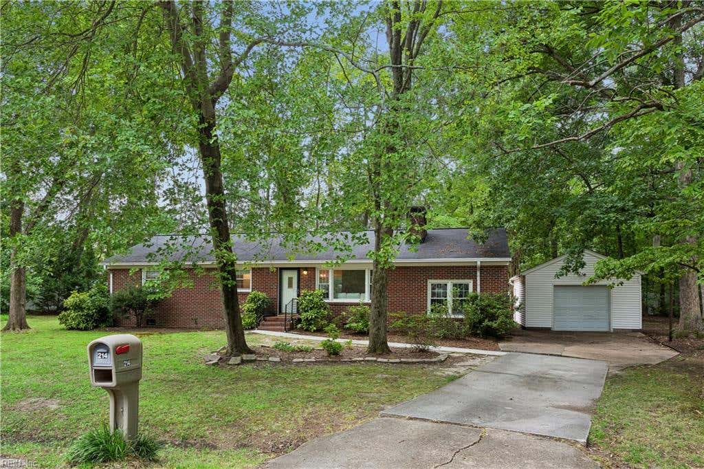 Photo of 214 Greenland Drive DR, Yorktown, VA 23693 (MLS # 10649936)