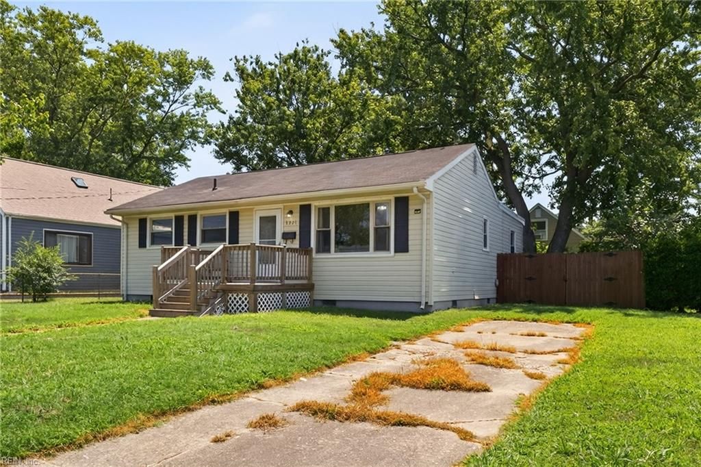 Photo of 3321 Candlewood Drive, Hampton, VA 23666 (MLS # 10613416)