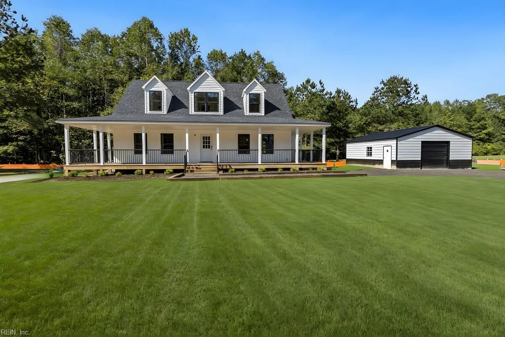 Photo of 2468 Moonlight Road, Smithfield, VA 23430 (MLS # 10604696)