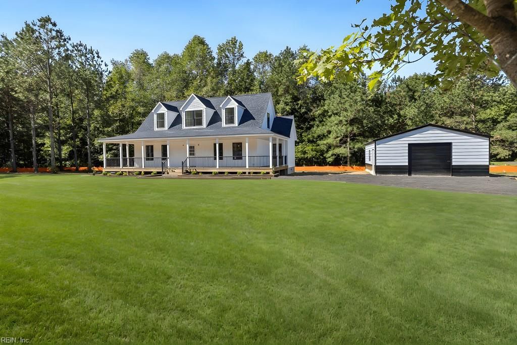 Photo of 2468 Moonlight Road, Smithfield, VA 23430 (MLS # 10604696)