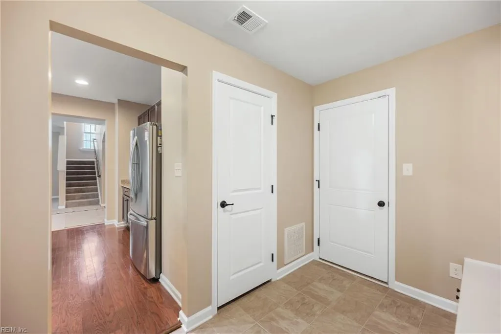 Suffolk, Virginia 23434, United States, 5 Bedrooms Bedrooms, ,5 BathroomsBathrooms,Residential,Pending,3781