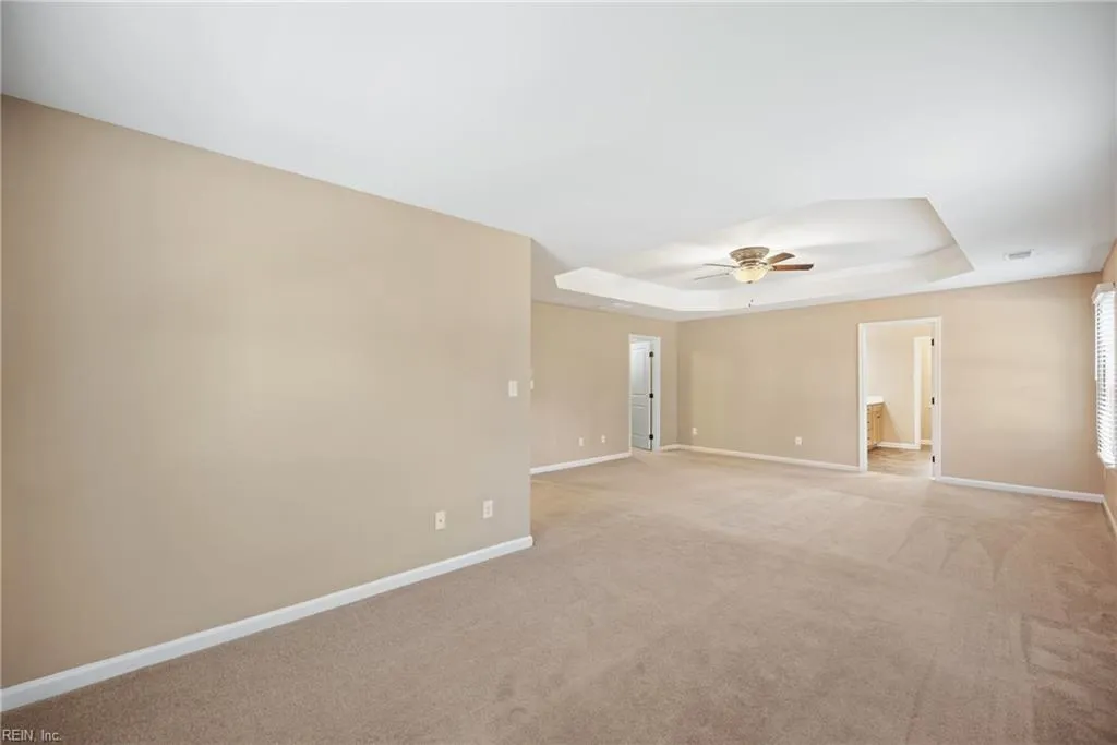 Suffolk, Virginia 23434, United States, 5 Bedrooms Bedrooms, ,5 BathroomsBathrooms,Residential,Pending,3781