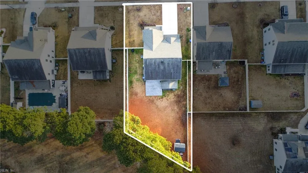 Suffolk, Virginia 23434, United States, 5 Bedrooms Bedrooms, ,5 BathroomsBathrooms,Residential,Pending,3781