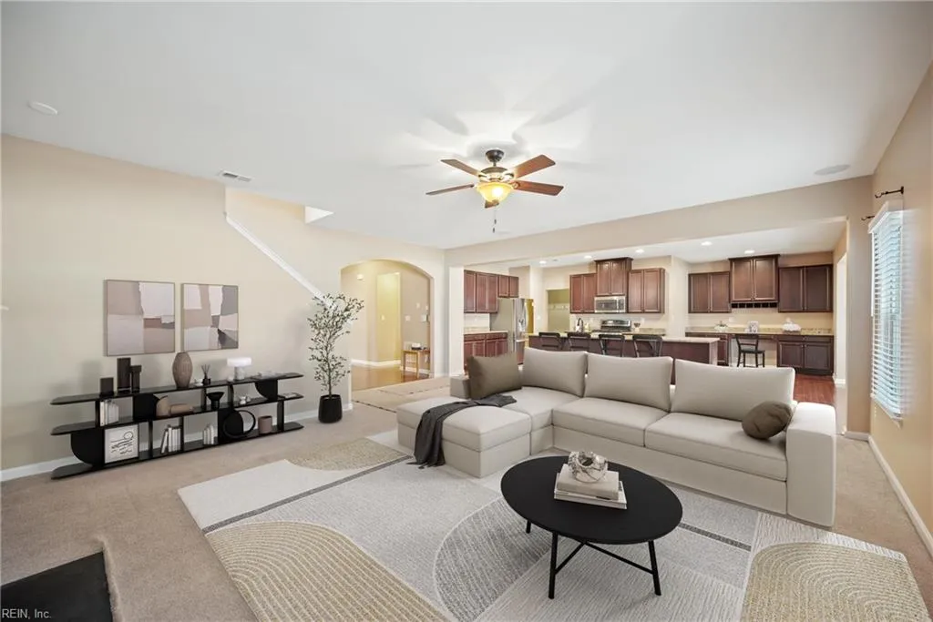 Suffolk, Virginia 23434, United States, 5 Bedrooms Bedrooms, ,5 BathroomsBathrooms,Residential,Pending,3781