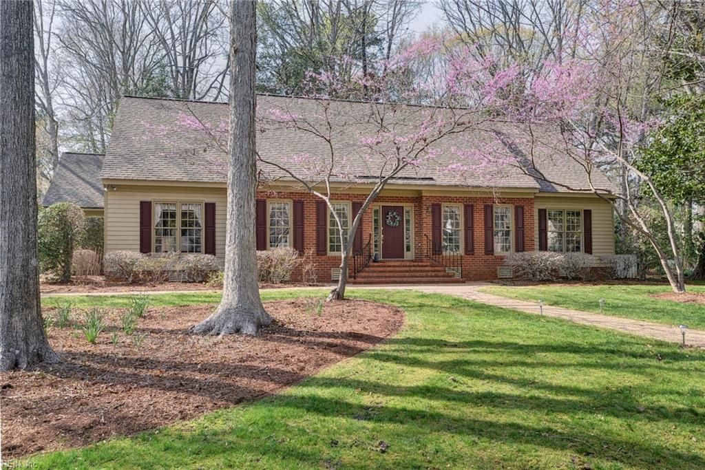 Photo of 111 Swinley Forest, Williamsburg, VA 23188 (MLS # 10626851)