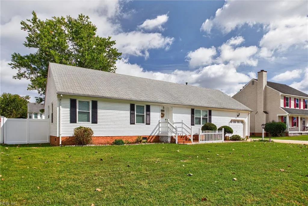 Chesapeake, Virginia 23320, United States, 4 Bedrooms Bedrooms, ,2 BathroomsBathrooms,Residential,Active,220926