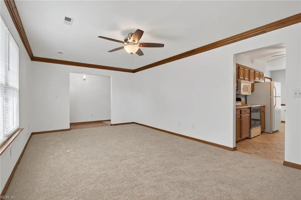 Chesapeake, Virginia 23320, United States, 4 Bedrooms Bedrooms, ,2 BathroomsBathrooms,Residential,Active,220926