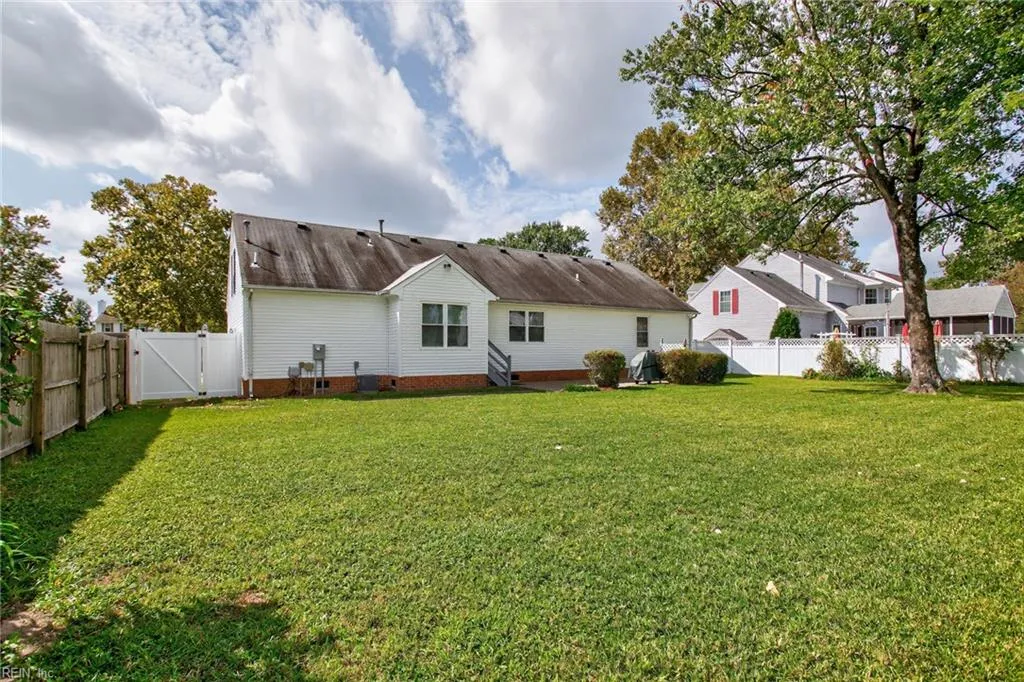 Chesapeake, Virginia 23320, United States, 4 Bedrooms Bedrooms, ,2 BathroomsBathrooms,Residential,Active,220926