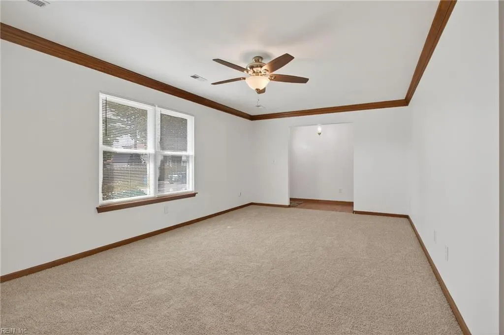 Chesapeake, Virginia 23320, United States, 4 Bedrooms Bedrooms, ,2 BathroomsBathrooms,Residential,Active,220926