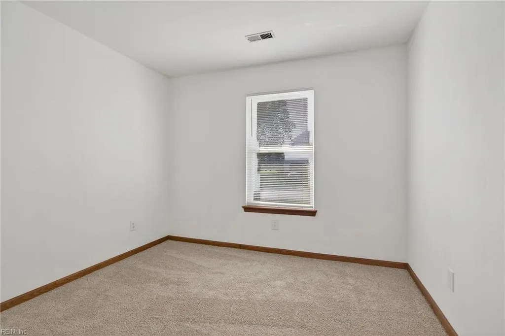 Chesapeake, Virginia 23320, United States, 4 Bedrooms Bedrooms, ,2 BathroomsBathrooms,Residential,Active,220926