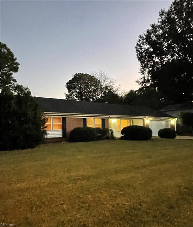 Photo of 824 Timberlake Drive, Virginia Beach, VA 23464 (MLS # 10657728)
