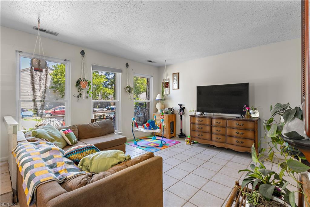 3667 Smokey Chamber DR