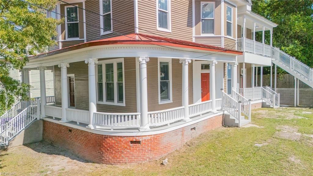 Photo of 222 Clay Street, Suffolk, VA 23434 (MLS # 10618821)