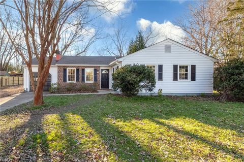 Photo of 102 Phoenix Circle, Williamsburg, VA 23188 (MLS # 10613391)