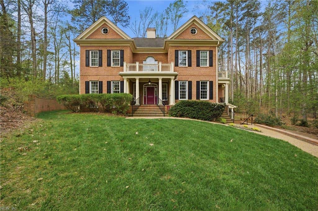 Photo of 113 Walton Heath, Williamsburg, VA 23188 (MLS # 10649170)