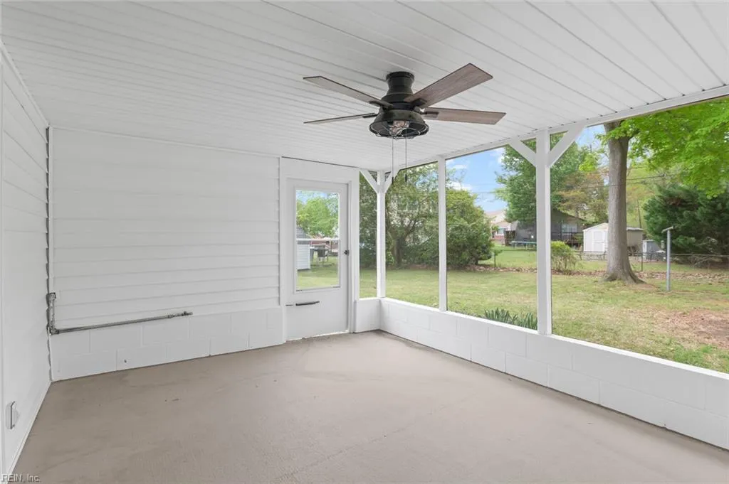 Hampton, Virginia 23669, United States, 3 Bedrooms Bedrooms, ,2 BathroomsBathrooms,Residential,Pending,110598