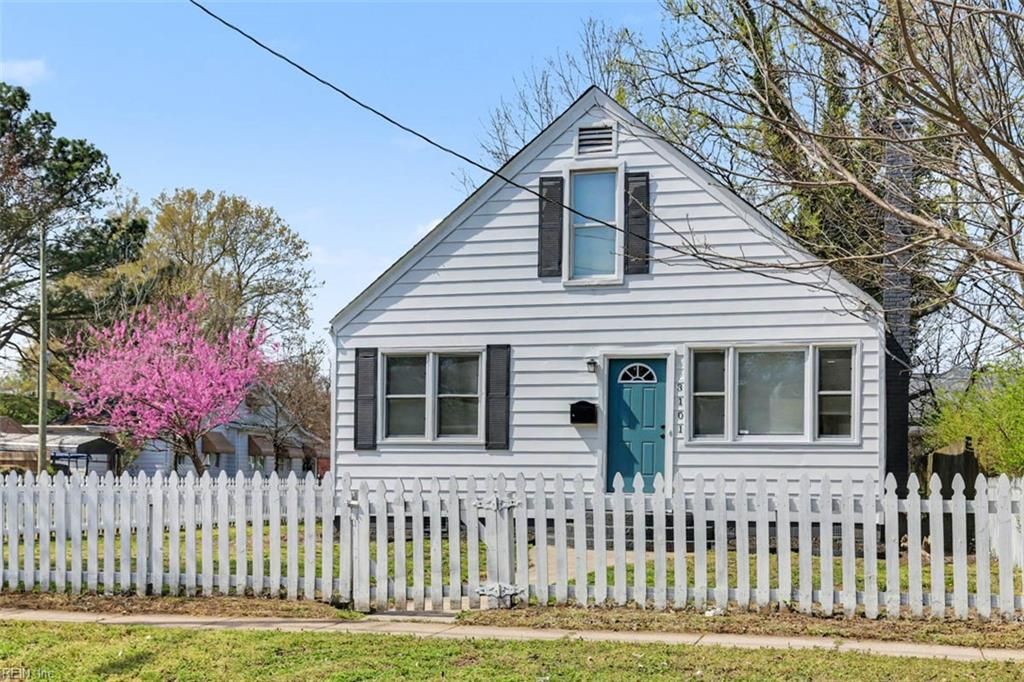 Photo of 3101 Bapaume Avenue, Norfolk, VA 23509 (MLS # 10626310)