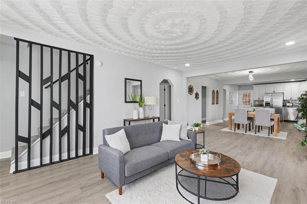 Photo of 3101 Bapaume Avenue, Norfolk, VA 23509 (MLS # 10626310)