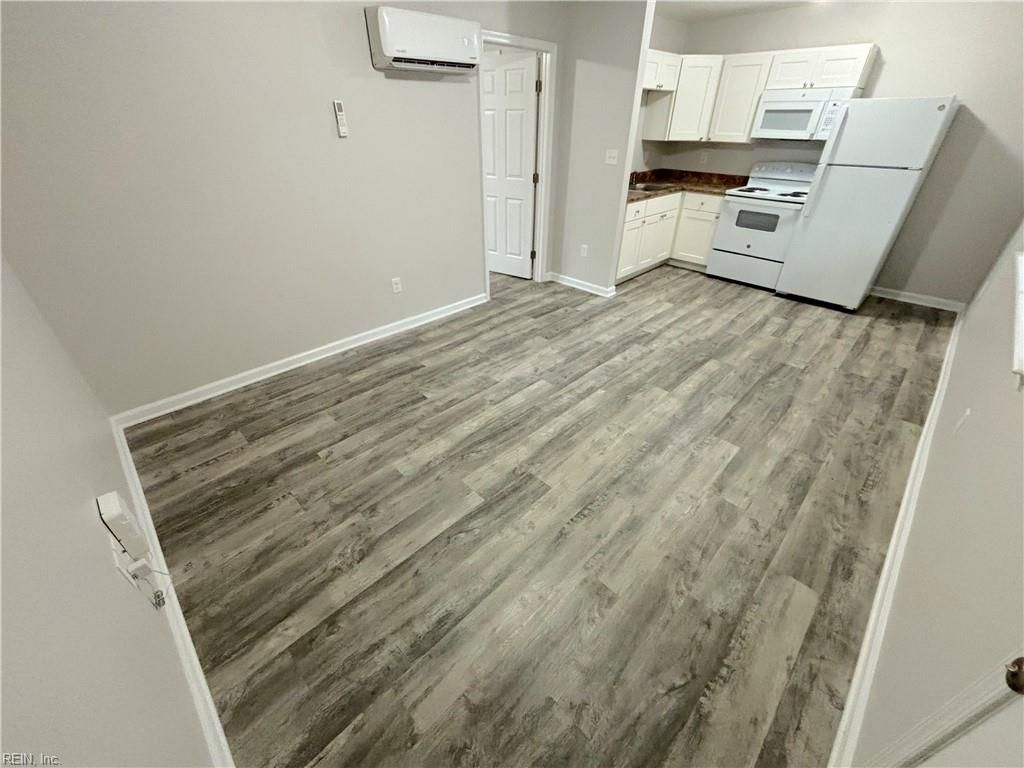 Photo of 852 W Little Bay Avenue #2, Norfolk, VA 23503 (MLS # 10625510)