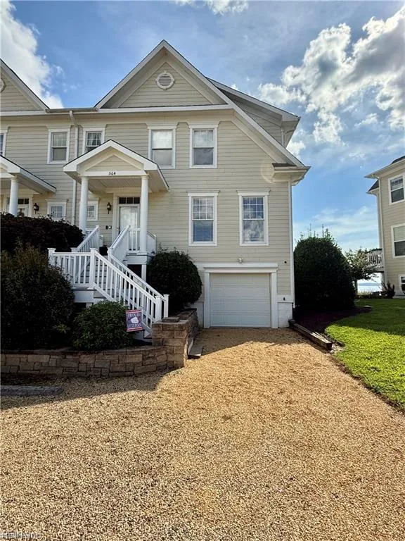 Lancaster, Virginia 22503, United States, 4 Bedrooms Bedrooms, ,4 BathroomsBathrooms,Residential,Active,190698