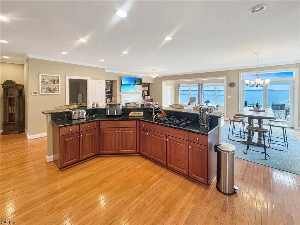 Lancaster, Virginia 22503, United States, 4 Bedrooms Bedrooms, ,4 BathroomsBathrooms,Residential,Active,190698