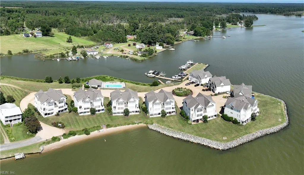 Lancaster, Virginia 22503, United States, 4 Bedrooms Bedrooms, ,4 BathroomsBathrooms,Residential,Active,190698