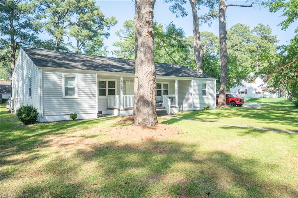 Photo of 2300 Battery Park Road, Chesapeake, VA 23323 (MLS # 10636328)