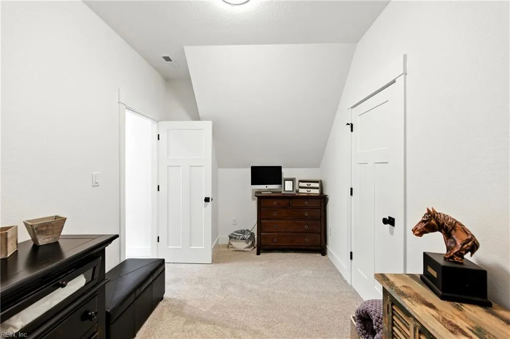 Chesapeake, Virginia 23322, United States, 4 Bedrooms Bedrooms, ,4 BathroomsBathrooms,Residential,Pending,180345