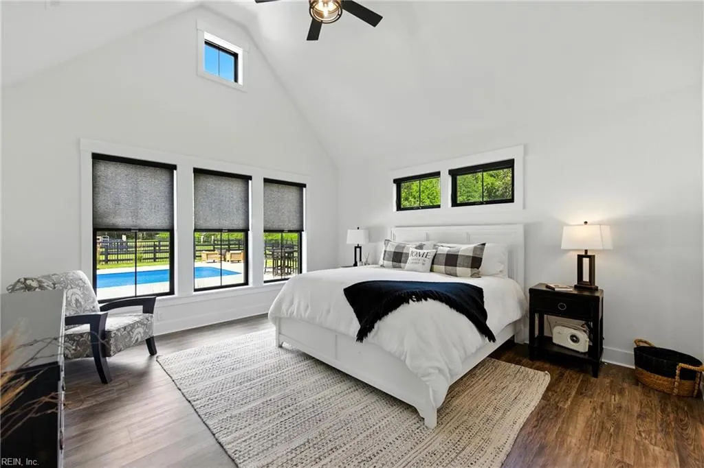 Chesapeake, Virginia 23322, United States, 4 Bedrooms Bedrooms, ,4 BathroomsBathrooms,Residential,Pending,180345