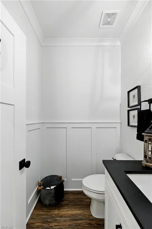 Chesapeake, Virginia 23322, United States, 4 Bedrooms Bedrooms, ,4 BathroomsBathrooms,Residential,Pending,180345