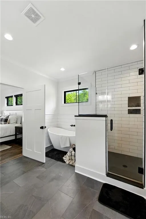 Chesapeake, Virginia 23322, United States, 4 Bedrooms Bedrooms, ,4 BathroomsBathrooms,Residential,Pending,180345