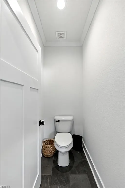 Chesapeake, Virginia 23322, United States, 4 Bedrooms Bedrooms, ,4 BathroomsBathrooms,Residential,Pending,180345