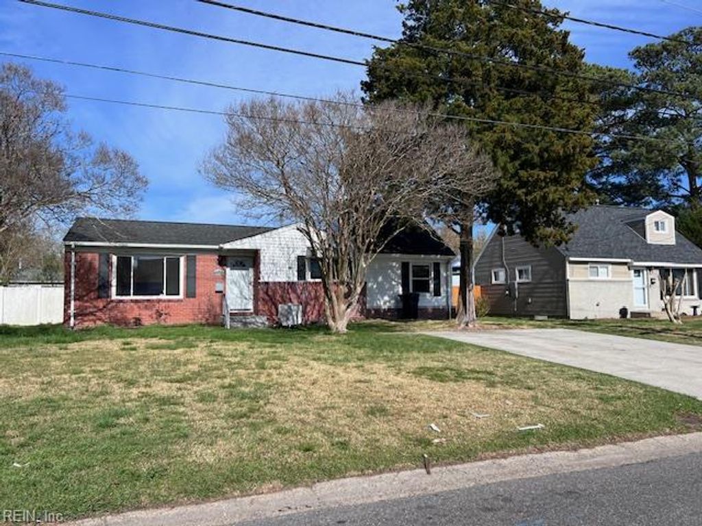 Photo of 612 Kellam Road, Virginia Beach, VA 23462 (MLS # 10625762)