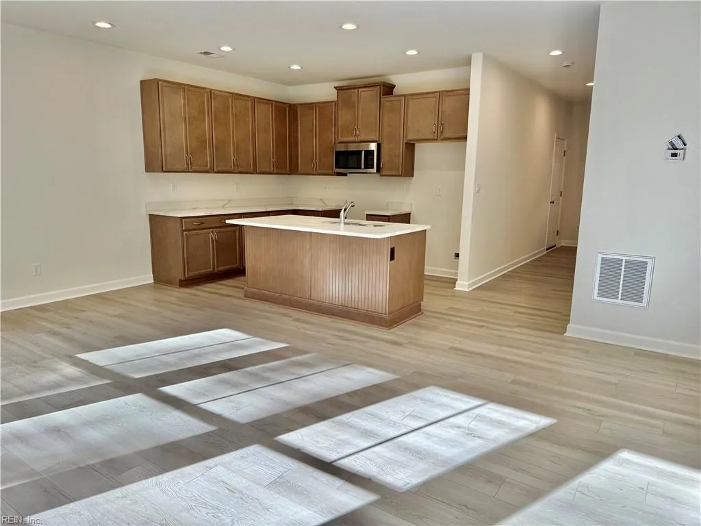 Suffolk, Virginia 23435, United States, 3 Bedrooms Bedrooms, ,3 BathroomsBathrooms,Residential,Active,237848