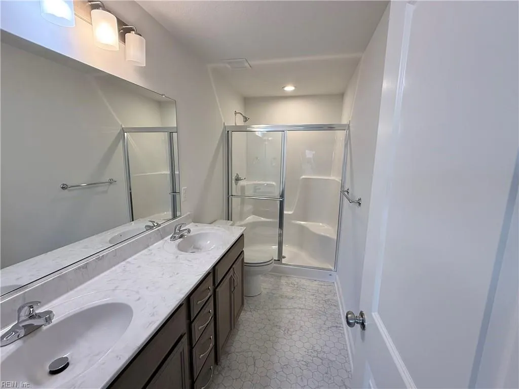 Suffolk, Virginia 23435, United States, 3 Bedrooms Bedrooms, ,3 BathroomsBathrooms,Residential,Active,237848