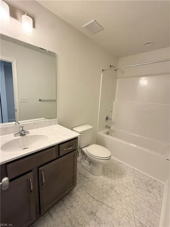 Suffolk, Virginia 23435, United States, 3 Bedrooms Bedrooms, ,3 BathroomsBathrooms,Residential,Active,237848