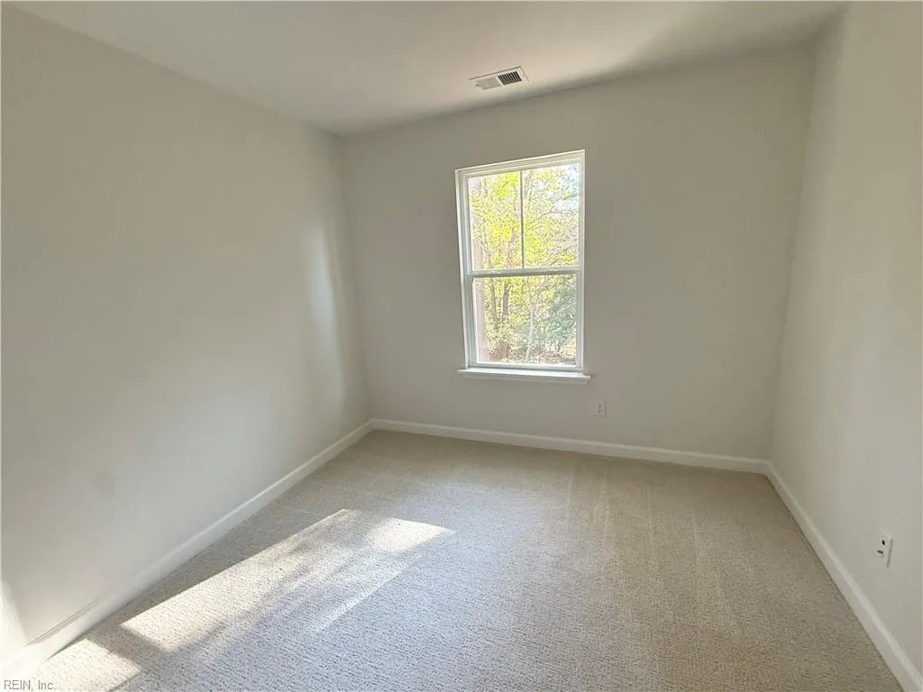 Suffolk, Virginia 23435, United States, 3 Bedrooms Bedrooms, ,3 BathroomsBathrooms,Residential,Active,237848