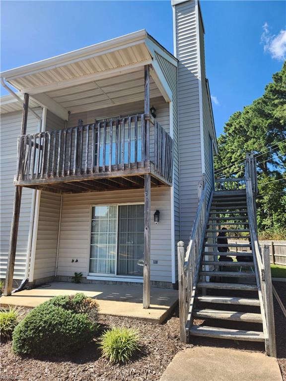 Photo of 3700 TOWNE POINT Road #B, Portsmouth, VA 23703 (MLS # 10653637)