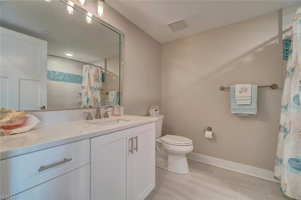 Virginia Beach, Virginia 23451, United States, 3 Bedrooms Bedrooms, ,3 BathroomsBathrooms,Residential,Active,228663