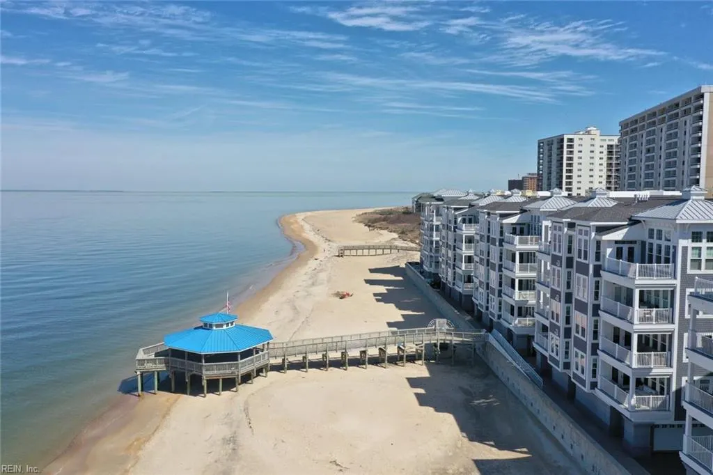 Virginia Beach, Virginia 23451, United States, 3 Bedrooms Bedrooms, ,3 BathroomsBathrooms,Residential,Active,228663
