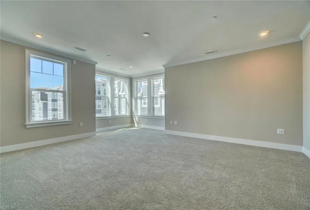 Virginia Beach, Virginia 23451, United States, 3 Bedrooms Bedrooms, ,3 BathroomsBathrooms,Residential,Active,228663