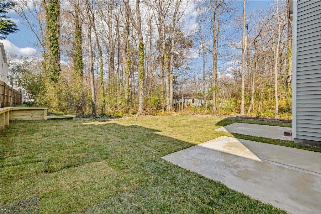 Photo of 903 12th Street, Virginia Beach, VA 23451 (MLS # 10647555)